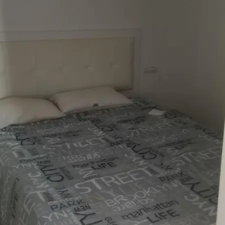 Casa En Para 6 Personas Con 2 Y Piscina Comunitaria Holiday home Roses